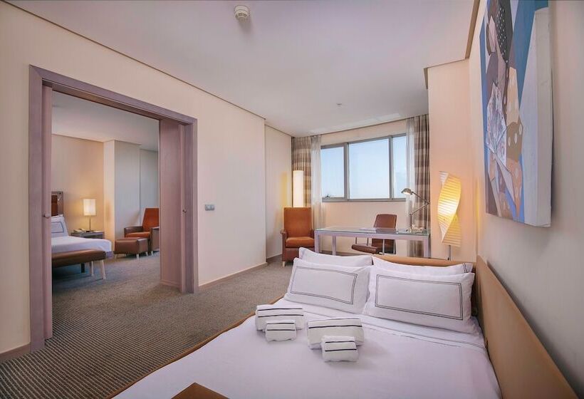 غرفة عائلية, Meliá Valencia