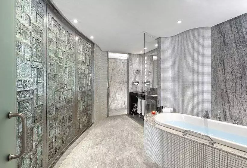 سوئیت پنت هاوس, Meliá Valencia
