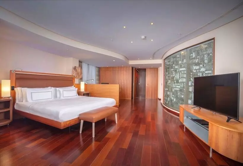 سوئیت پرزیدنت, Meliá Valencia