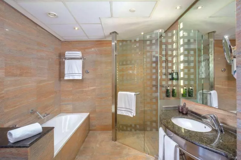 سوییت جونیور, Meliá Valencia