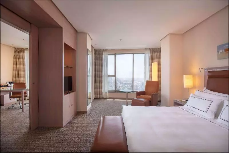 سوییت جونیور, Meliá Valencia