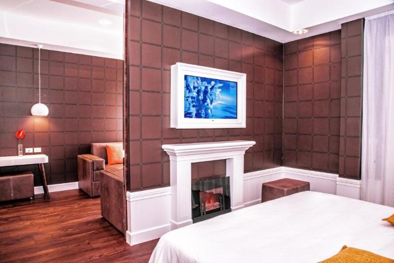 غرفة قياسية متصلة, Meliá Valencia