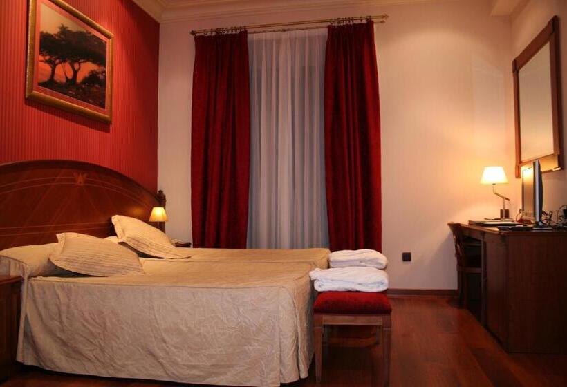 标准间, Palacio De La Magdalena