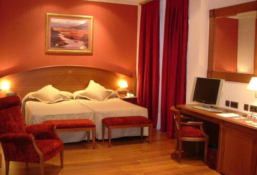 标准间, Palacio De La Magdalena