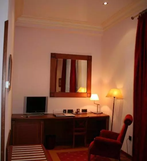 スタンダードルーム, Palacio De La Magdalena