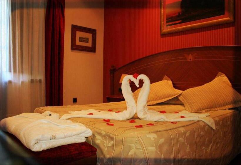 高级大房间, Palacio De La Magdalena