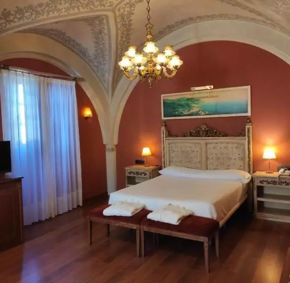 オーシャンビューデラックスルーム, Palacio De La Magdalena