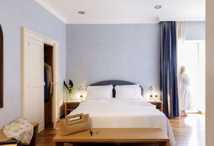 Classic-huone, Palazzo Papaleo