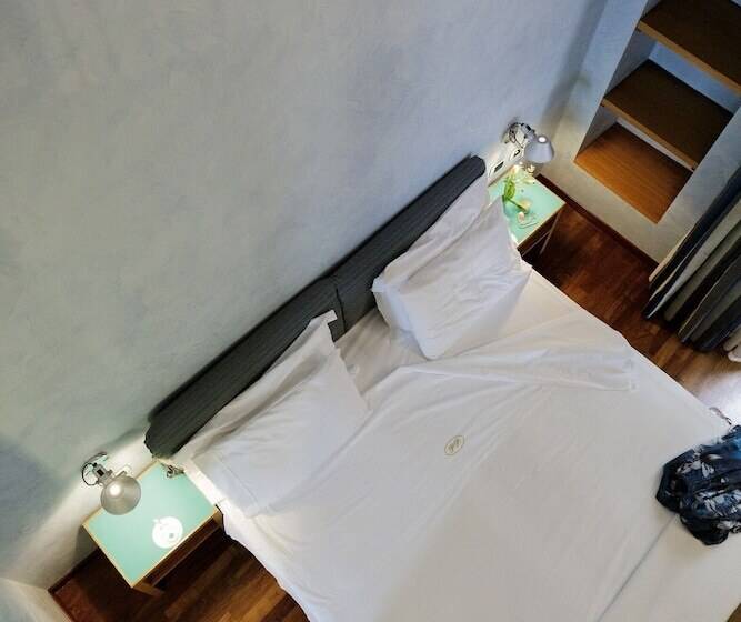 غرفة كلاسيكية, Palazzo Papaleo