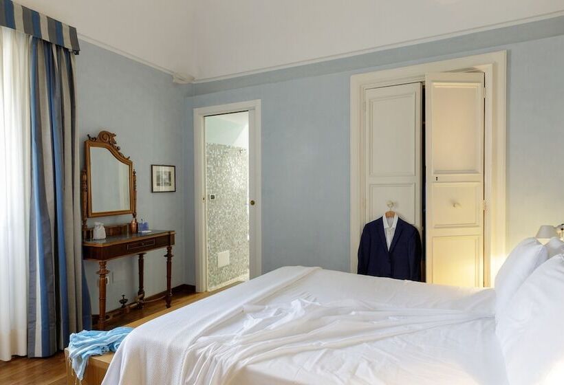 古典房间, Palazzo Papaleo