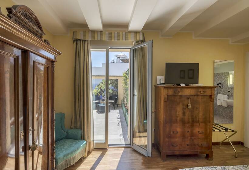 古典房间, Palazzo Papaleo