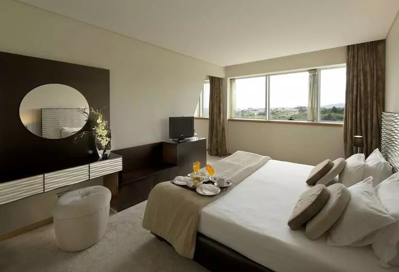 سوییت جونیور, Penafiel Park Hotel & Spa