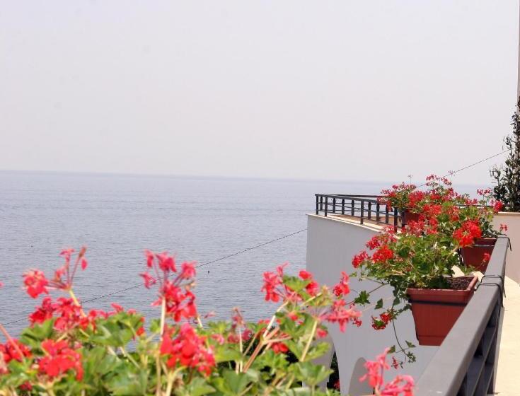 اتاق سوپریور با چشم‌انداز دریا و بالکن, Punta Campanella Resort & Spa