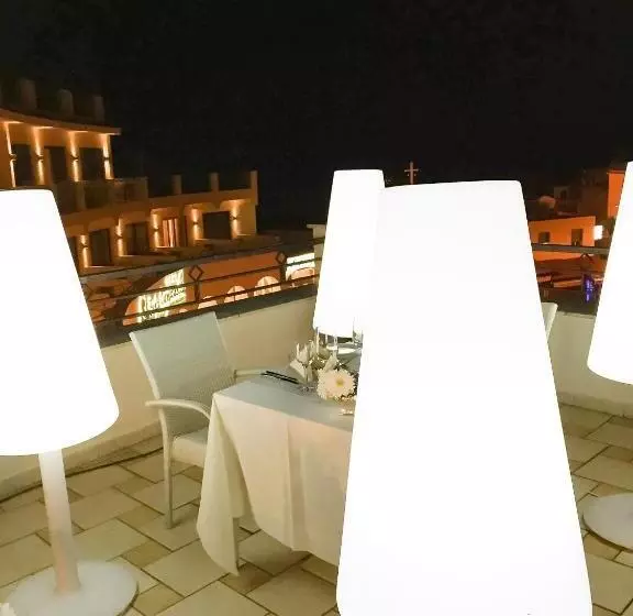 سوییت جونیور با چشم‌انداز دریا, Punta Campanella Resort & Spa
