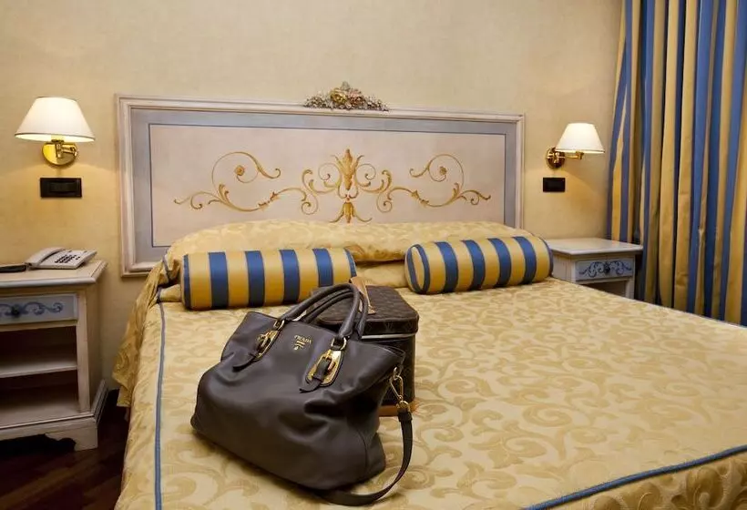 اتاق اکونومی, Punta Campanella Resort & Spa