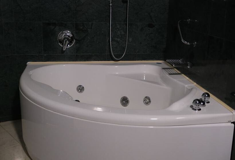 디럭스 룸, Settecento