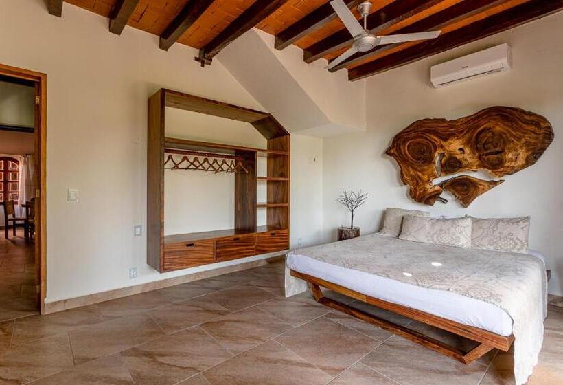 سوئیت جونیور با تراس, Suites La Hacienda