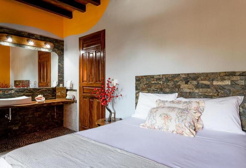 غرفة قياسية, Suites La Hacienda