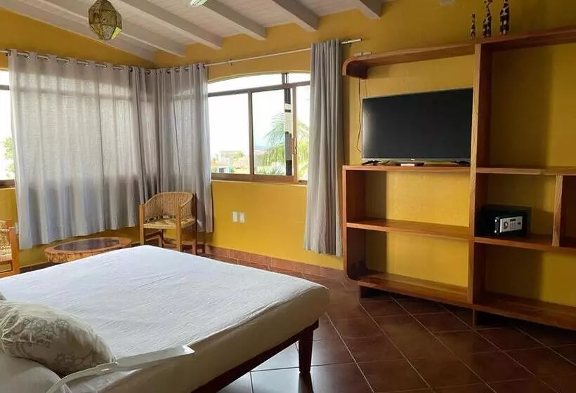 سوییت با چشمانداز دریا, Suites La Hacienda