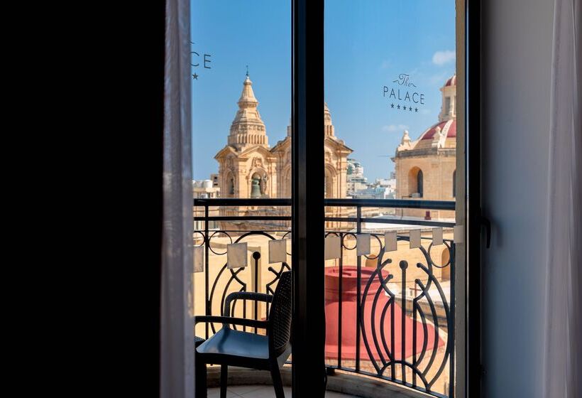 اتاق لوکس, Ax The Palace