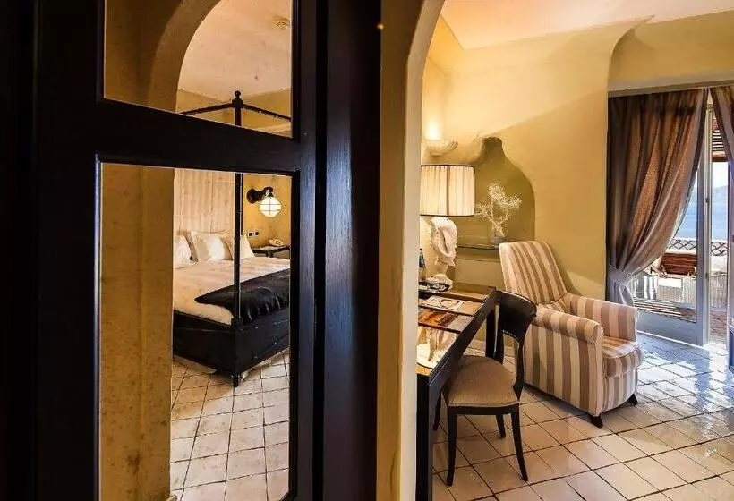اتاق لوکس, Therasia Resort Sea And Spa The Leading Hotels Of The World