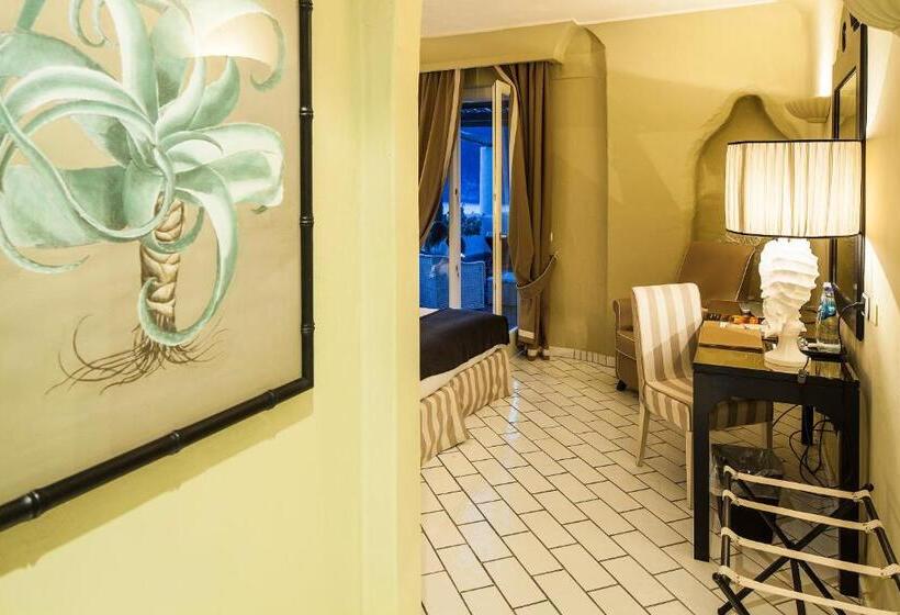 디럭스 룸, Therasia Resort Sea And Spa The Leading Hotels Of The World