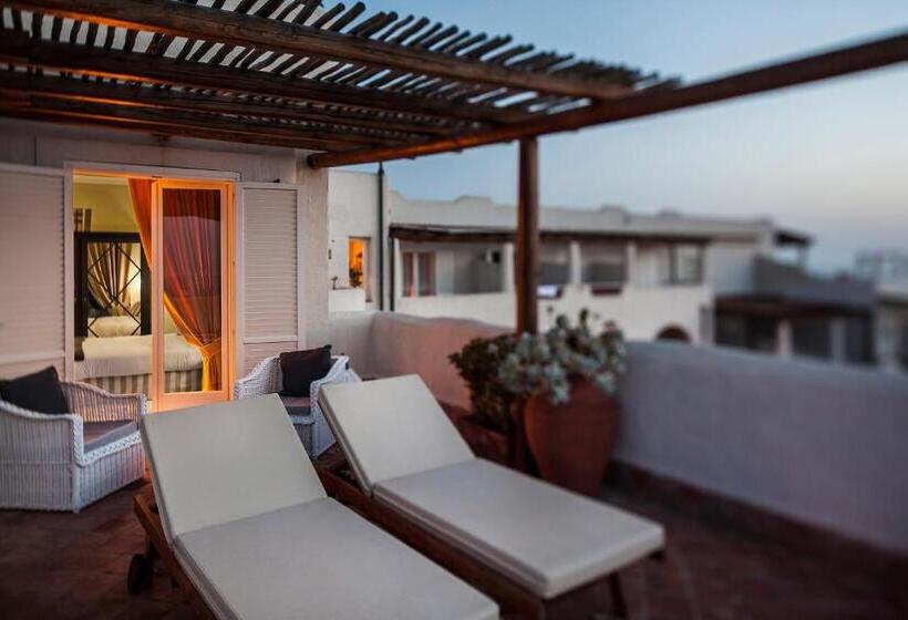 디럭스 룸, Therasia Resort Sea And Spa The Leading Hotels Of The World