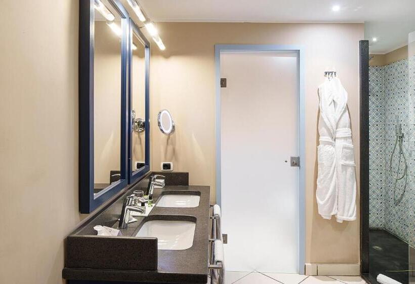 스위트, Therasia Resort Sea And Spa The Leading Hotels Of The World