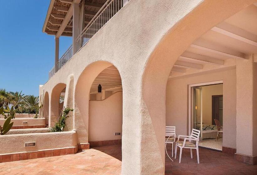 스탠다드 룸, Therasia Resort Sea And Spa The Leading Hotels Of The World