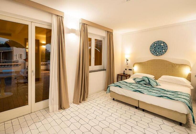 스탠다드 룸, Therasia Resort Sea And Spa The Leading Hotels Of The World