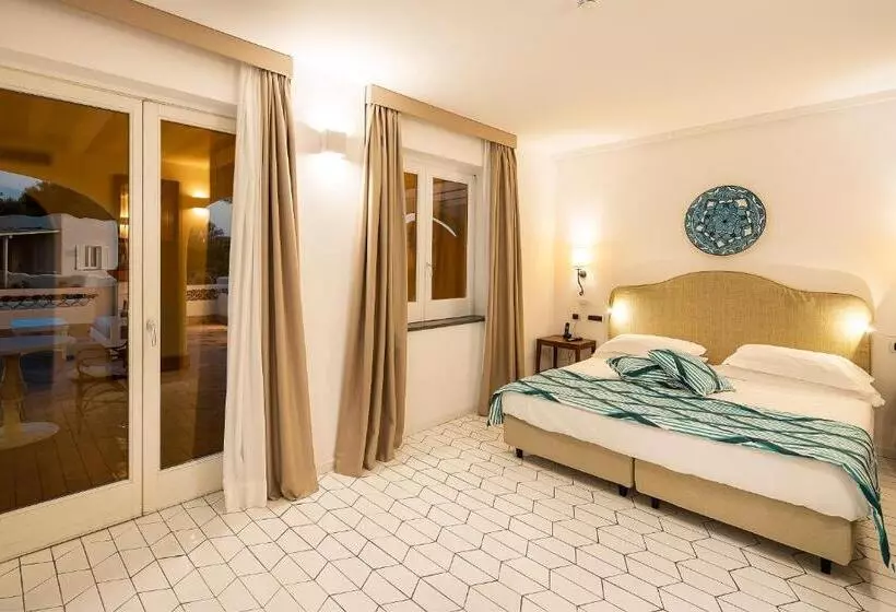 اتاق استاندارد, Therasia Resort Sea And Spa The Leading Hotels Of The World