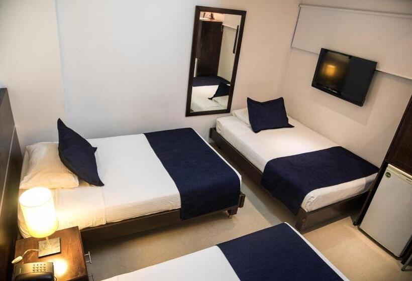 חדר סטנדרט לשלושה, Toscana Plaza