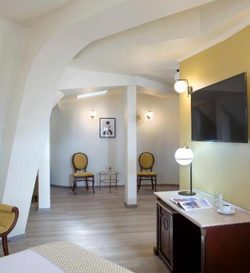 Executive Room, Venezia By Zeus International