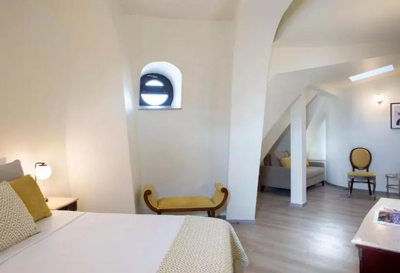 اتاق اجرایی, Venezia By Zeus International