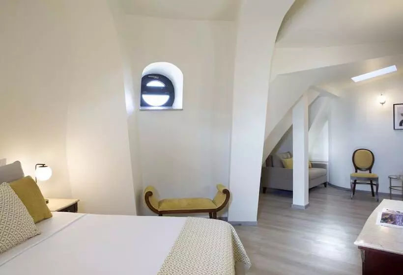 اتاق اجرایی, Venezia By Zeus International