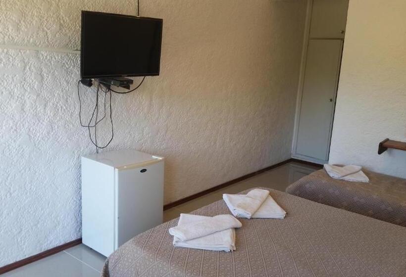 Номер Стандарт Трехместный, Yeruti