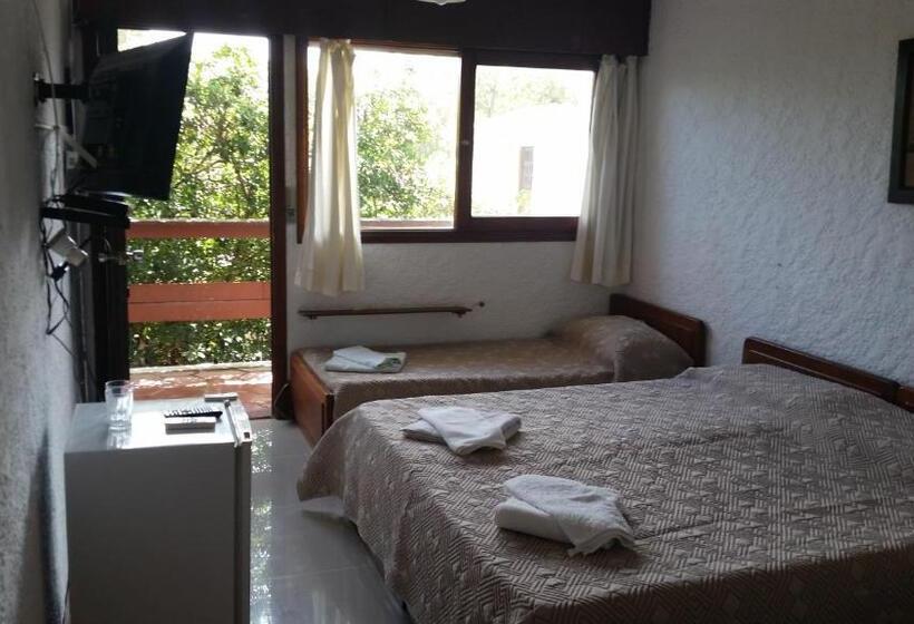 חדר סטנדרט לשלושה, Yeruti