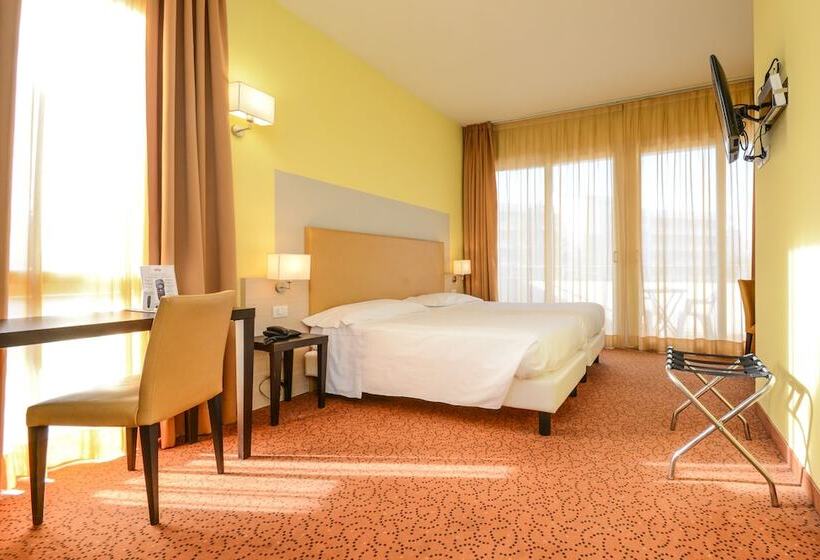 اتاق استاندارد, Regal