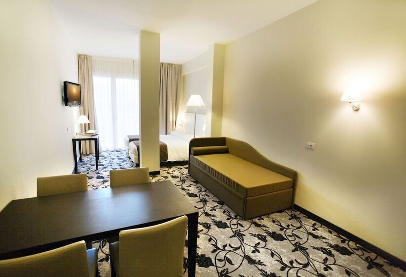 آپارتمان 1 خوابه, Regal