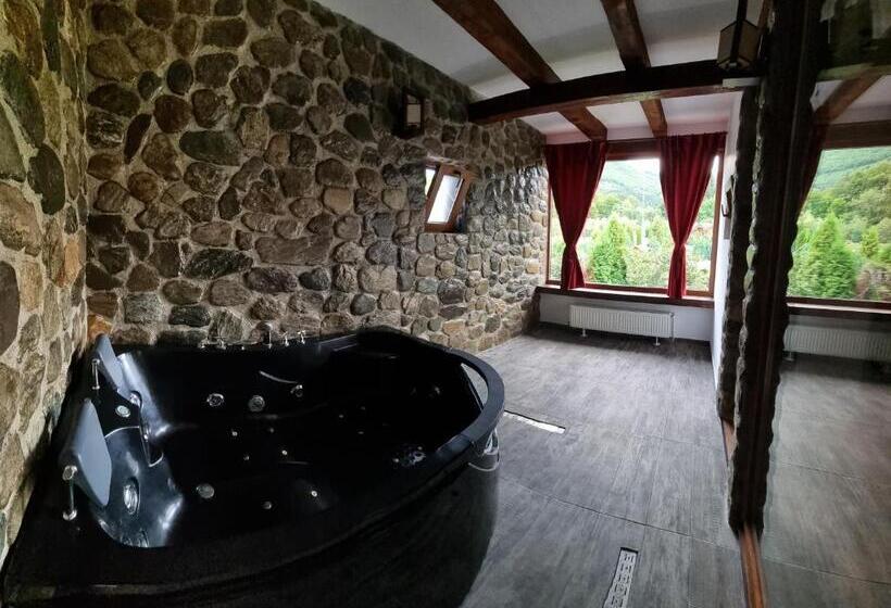 غرفة قياسية سرير كينج, Casa Bunicului