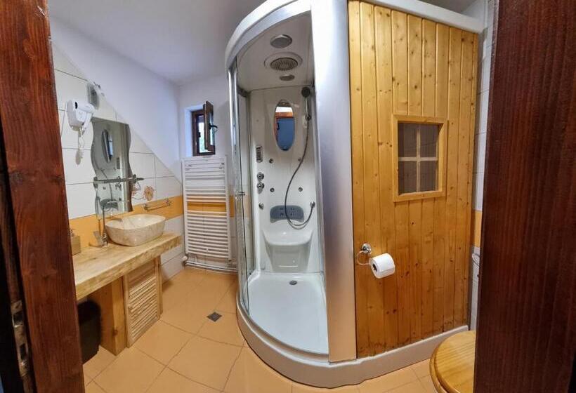 غرفة قياسية سرير كينج, Casa Bunicului