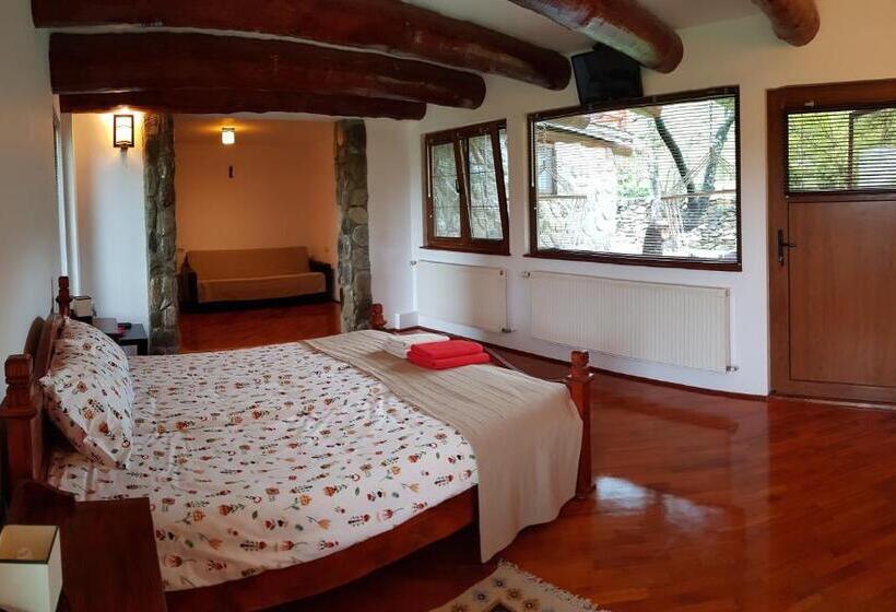 غرفة قياسية سرير كينج, Casa Bunicului