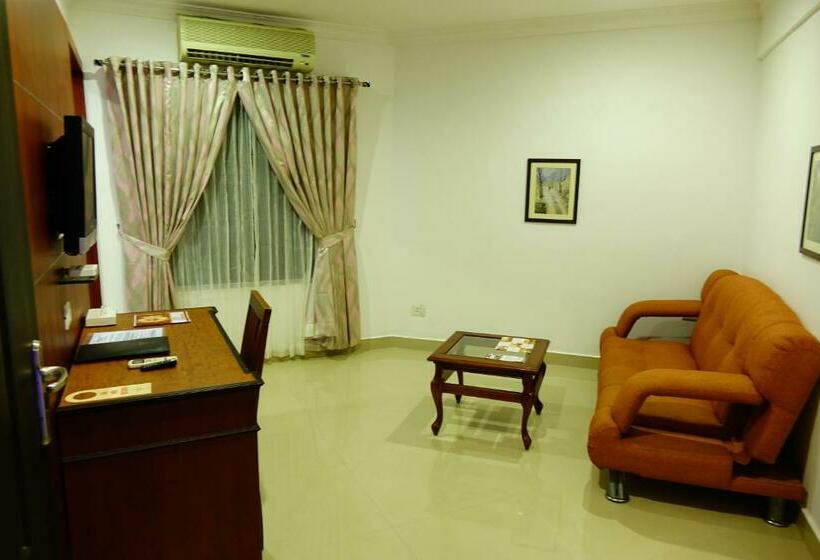 豪华房间, Kallelys Park Inn, Chalakudy ,thrissur
