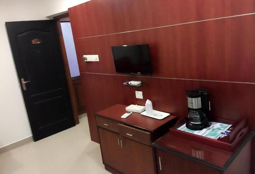 豪华房间, Kallelys Park Inn, Chalakudy ,thrissur