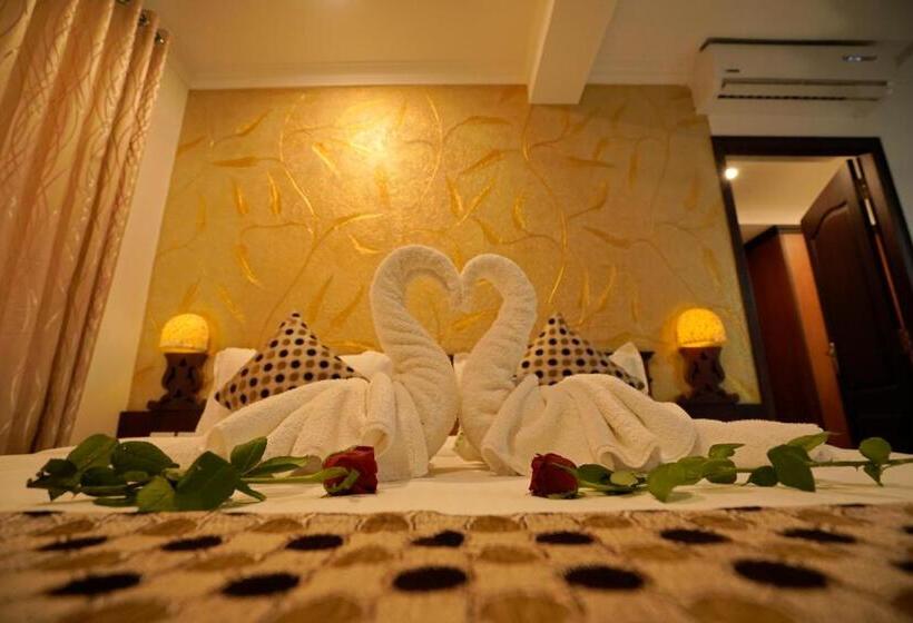 豪华房间, Kallelys Park Inn, Chalakudy ,thrissur