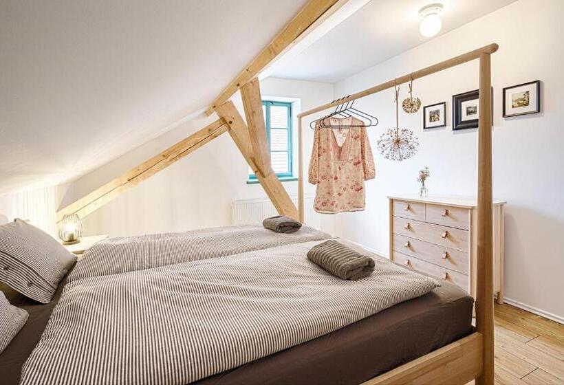 2ベッドルームアパートメント, Pivovar Lobeč