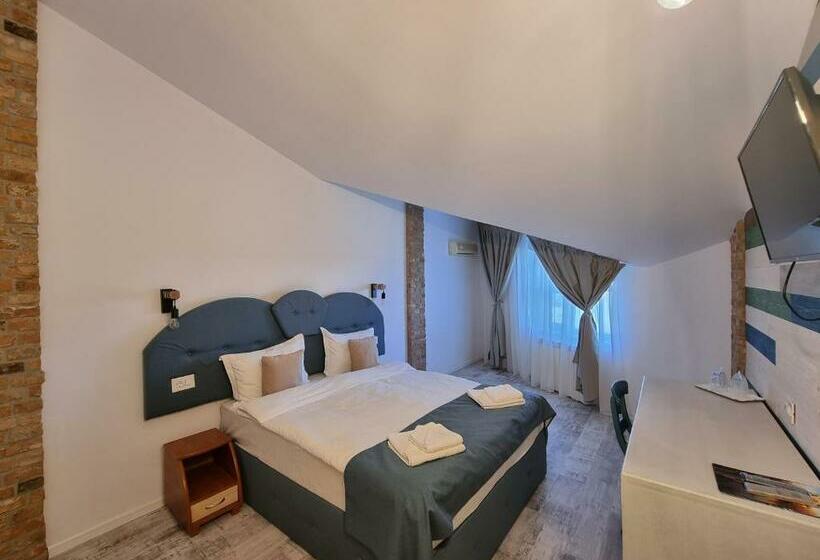 Номер Стандарт, Sunrise