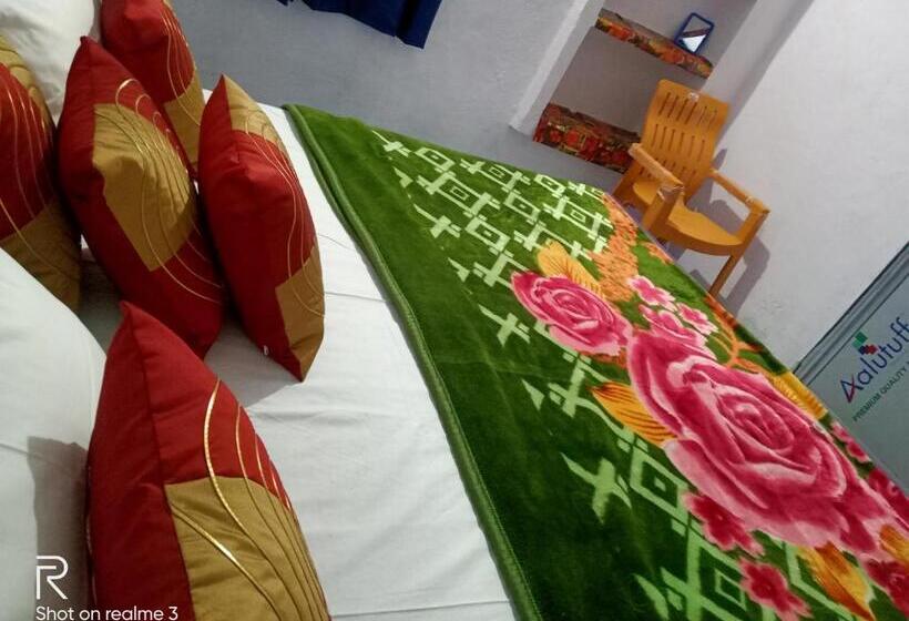 اتاق لوکس, Khajuraho Dreams Homestay