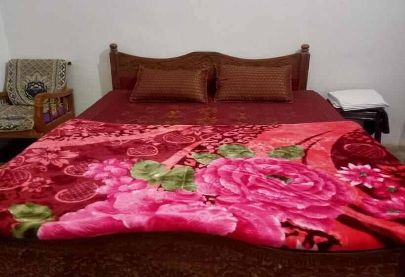 اتاق استاندارد, Khajuraho Dreams Homestay