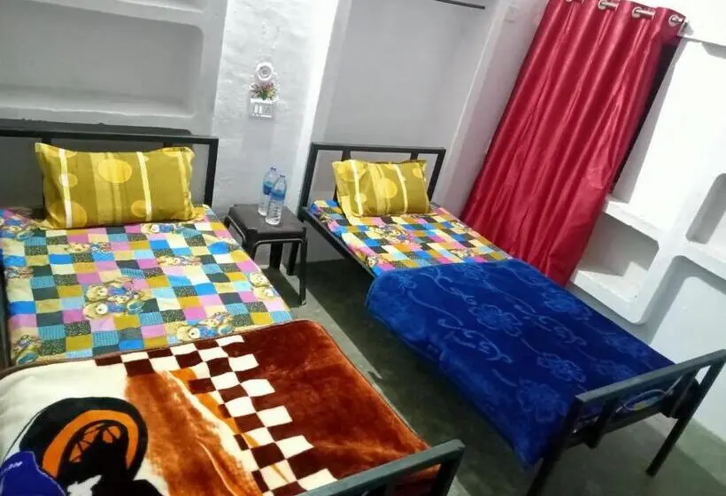 ルームシェアのワンベッド, Khajuraho Dreams Homestay